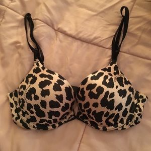 Victoria’s Secret Twist Front Pushup Bra - 34B